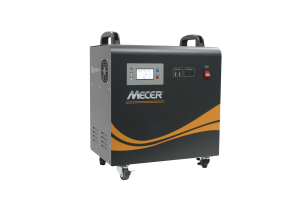 Mecer 2Kw 24V 2x100A Bat Pure Sine Wave includes 800W Solar charge Controller - Battery Warranty 6